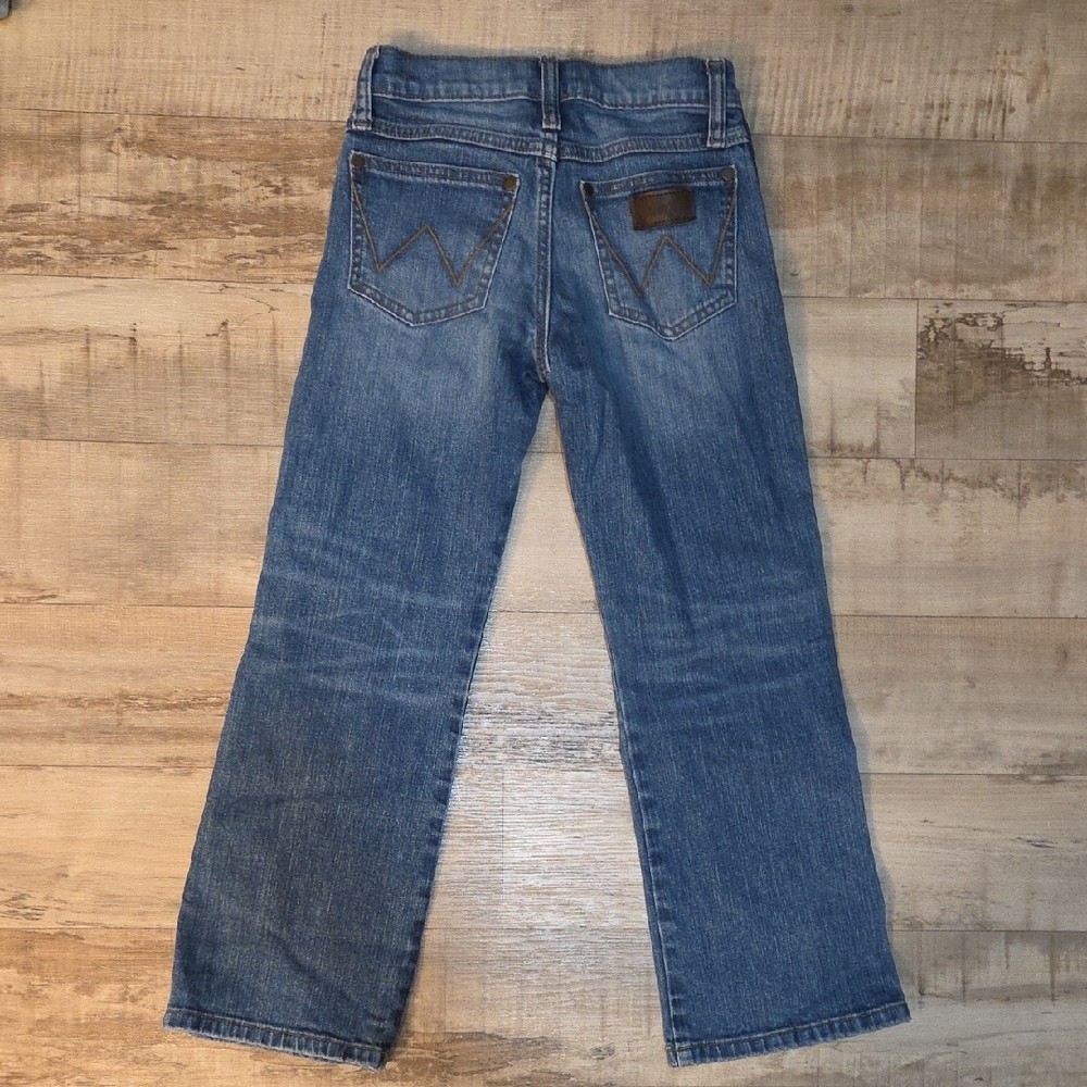 BOYS Wrangler Relaxed Fit SZ 8 - Picture 4 of 5